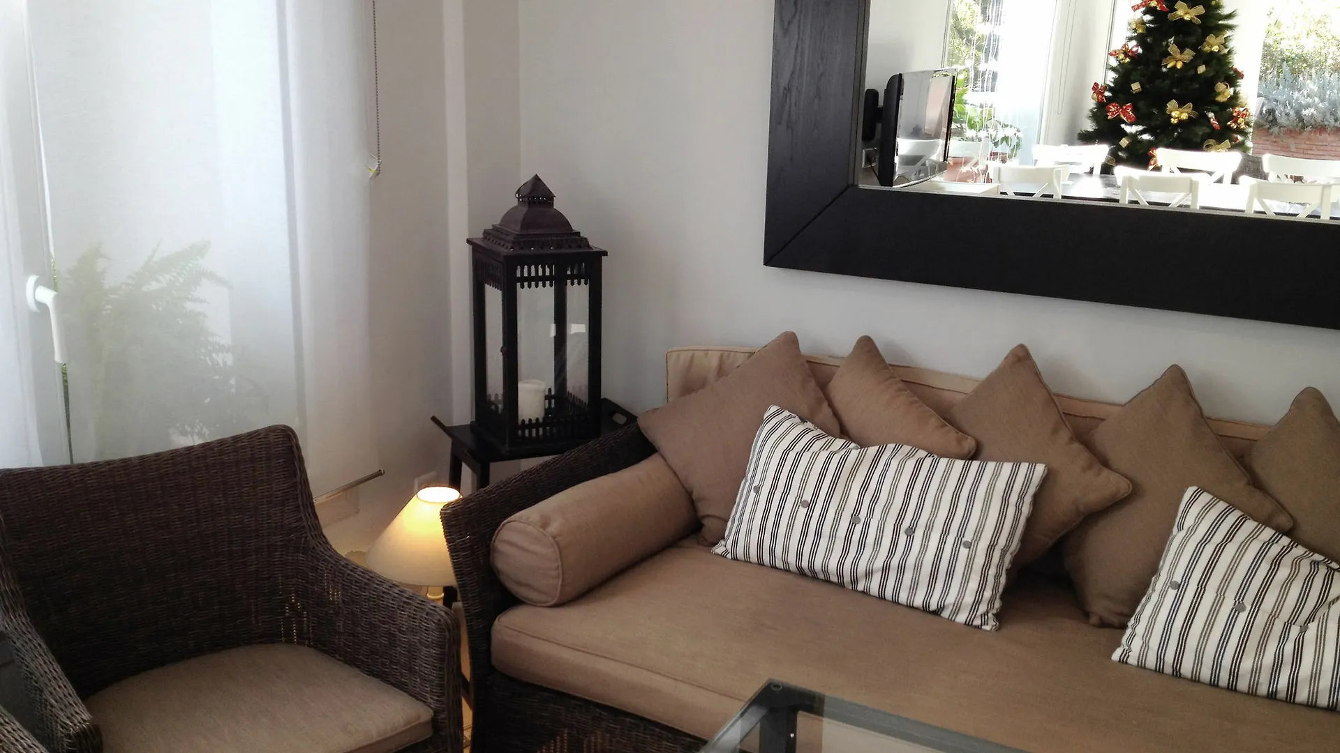 Apartamentos Turisticos La Mundial Málaga