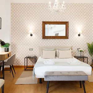 C15 - Charming Modern In The Centre Málaga