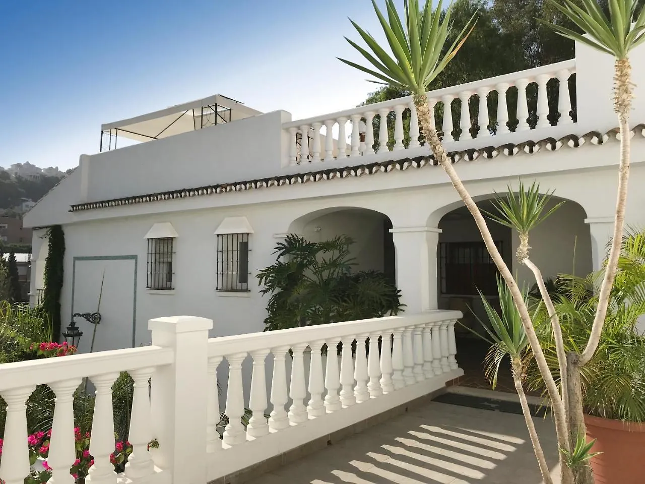 מאלגה Apartamentos Turisticos La Mundial