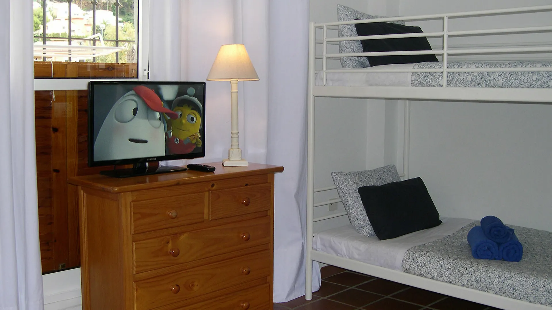 מאלגה Apartamentos Turisticos La Mundial דירה