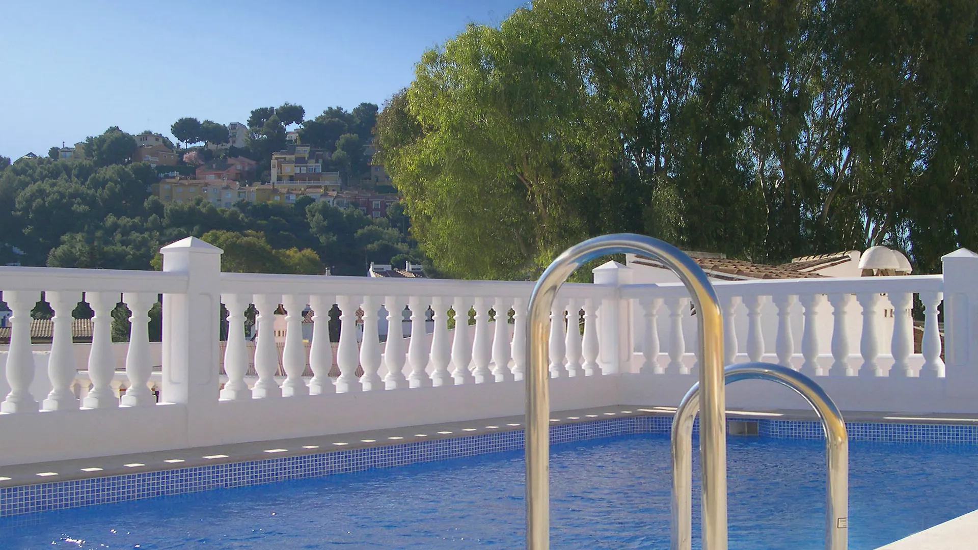 מאלגה Apartamentos Turisticos La Mundial