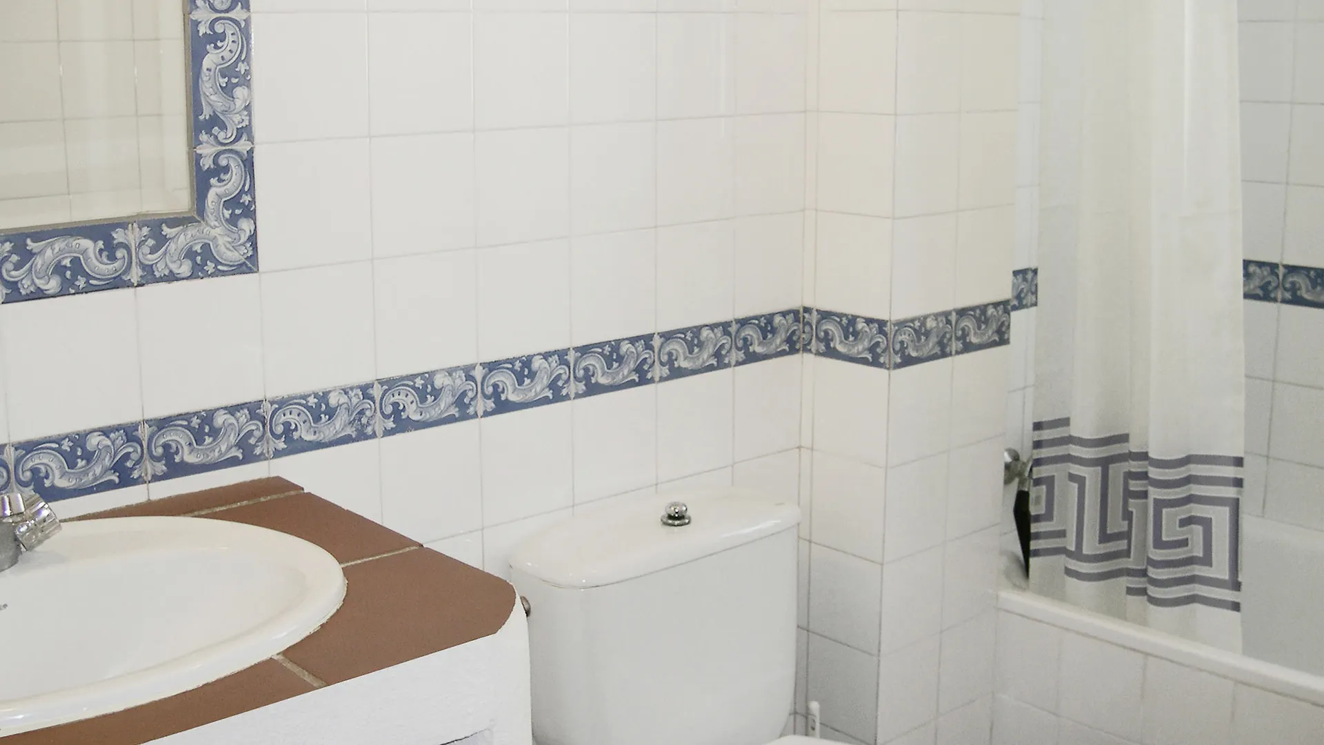 מאלגה Apartamentos Turisticos La Mundial דירה