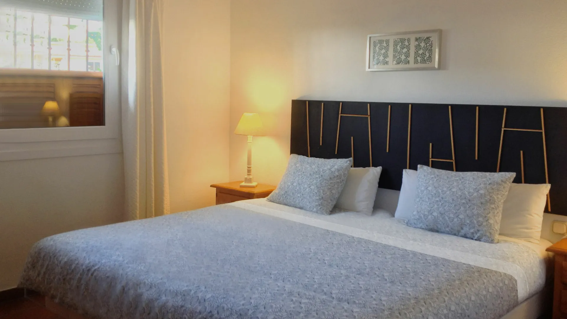 Apartment Apartamentos Turisticos La Mundial Malaga Spain