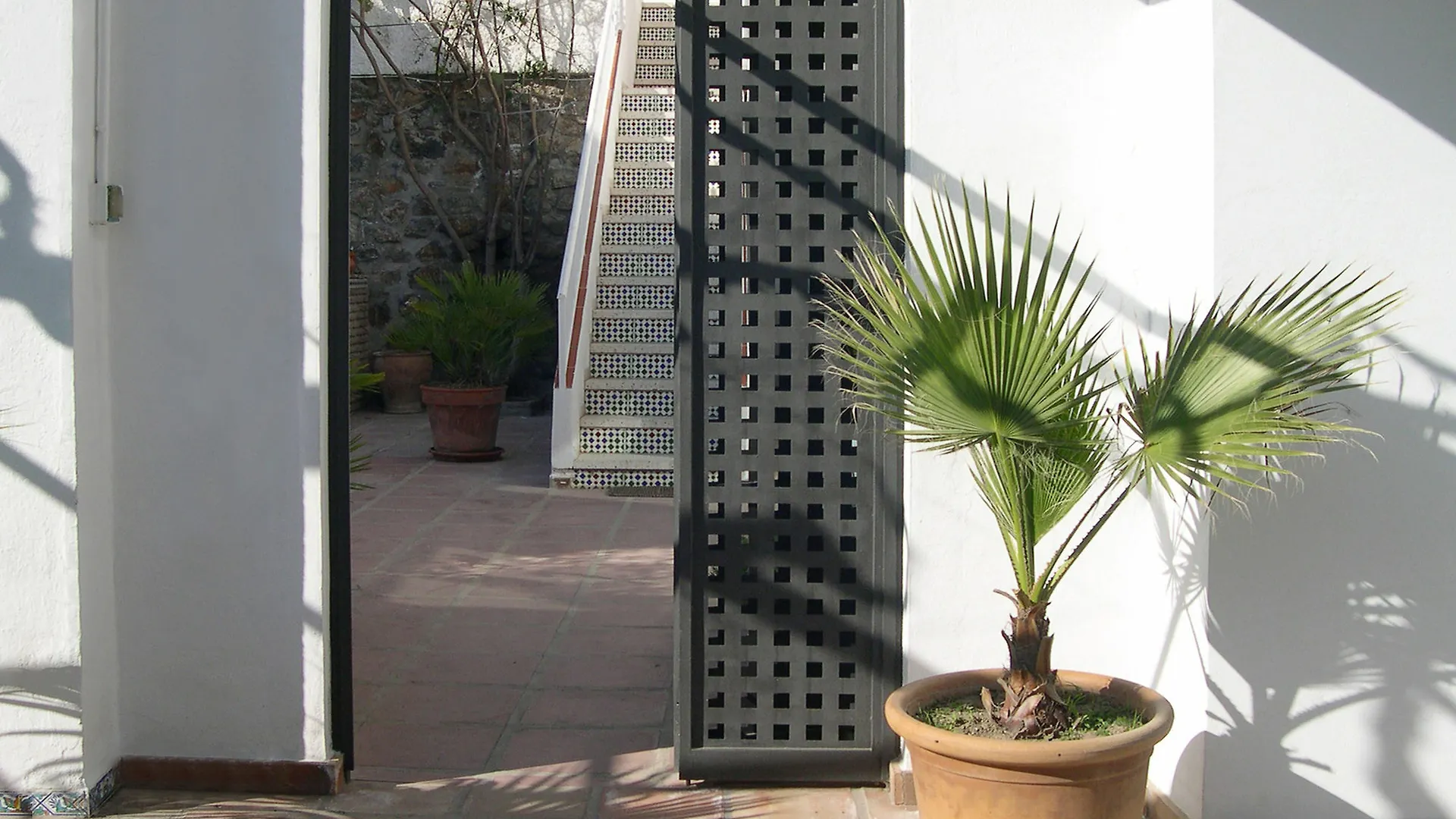 מאלגה Apartamentos Turisticos La Mundial 0*,