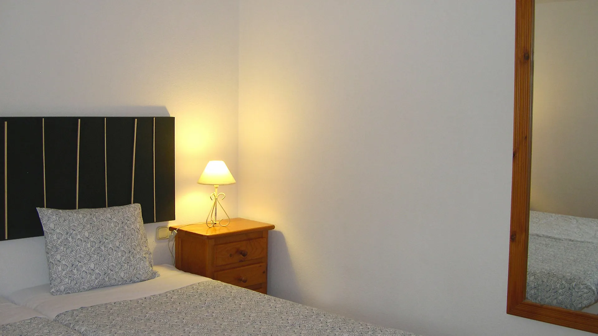 מאלגה Apartamentos Turisticos La Mundial ספרד