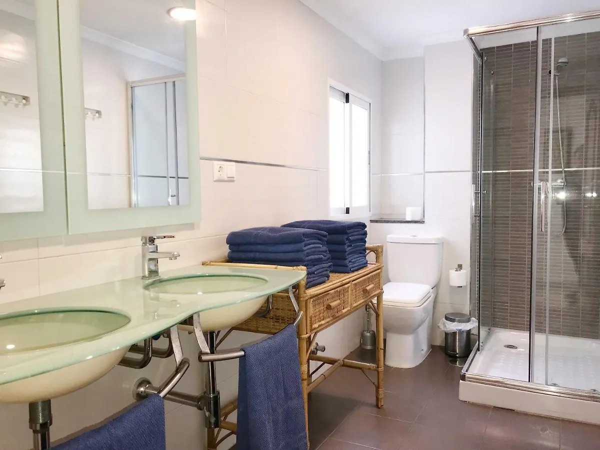 Apartamentos Turisticos La Mundial Màlaga 0*,