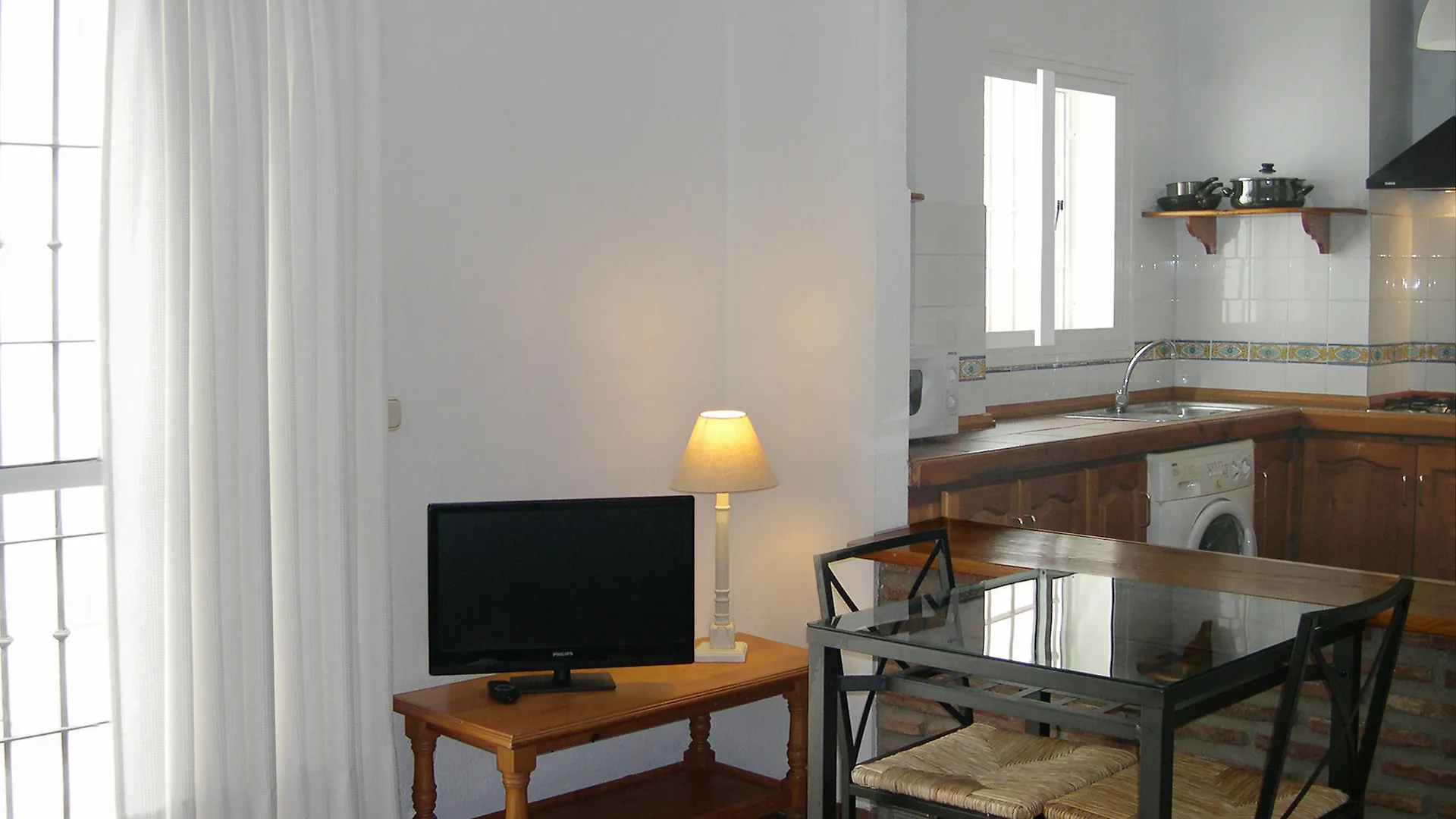 Apartamentos Turisticos La Mundial Málaga Lägenhet